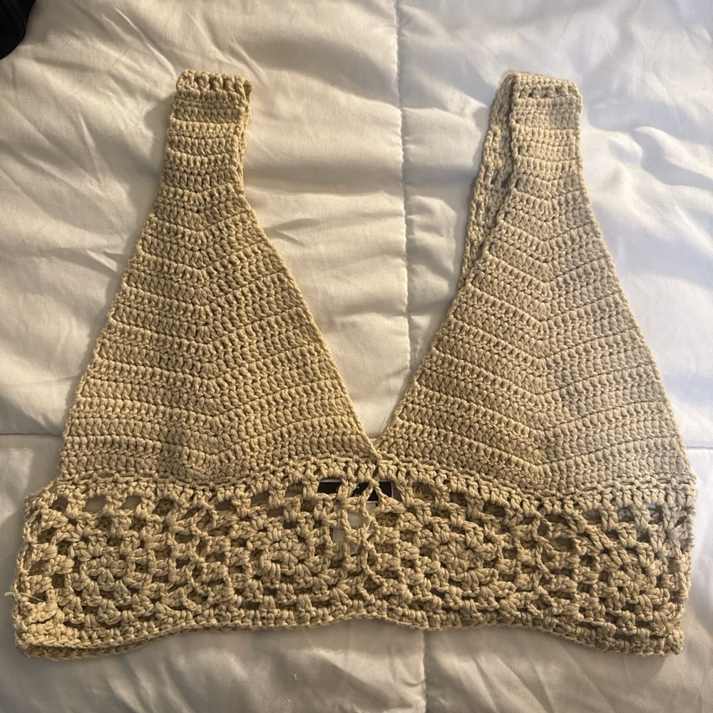 ViVI Beige Crochet Top